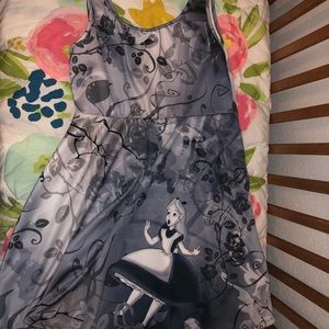 Alice in wonderland dress